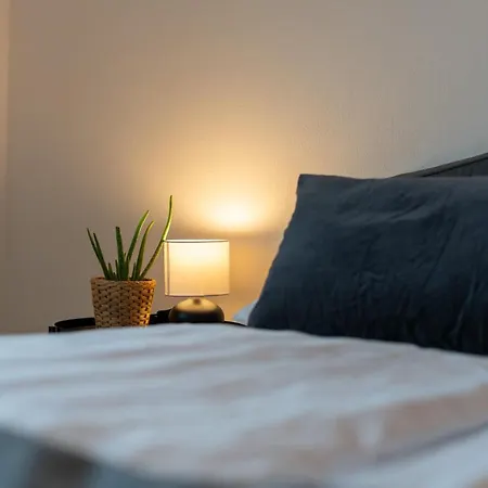 Cassel Lofts - Moderne Wohnung Fuer 3 Mit Balkon Nahe Vw-Werk Zewnętrze zdjęcie